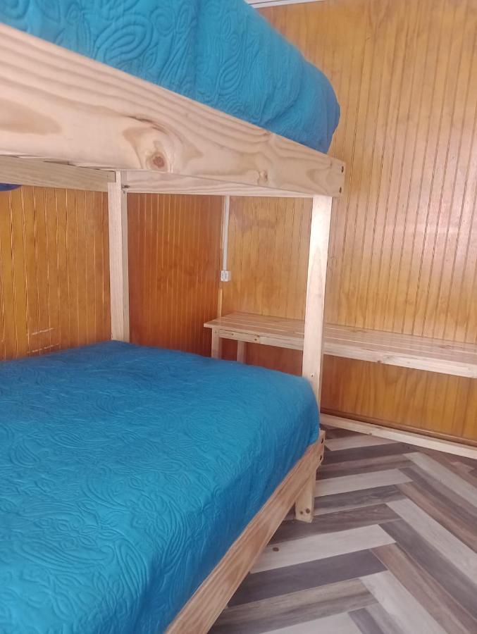 Isla Yu Backpacker Vandrarhem Puerto Natales Exteriör bild