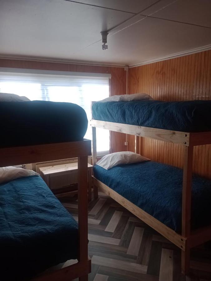 Isla Yu Backpacker Vandrarhem Puerto Natales Exteriör bild
