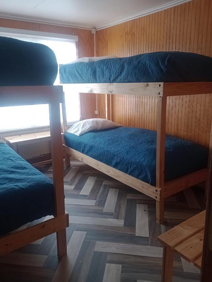Isla Yu Backpacker Vandrarhem Puerto Natales Exteriör bild