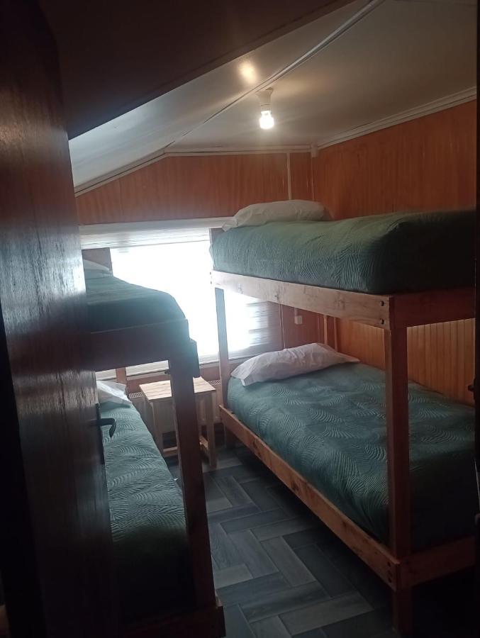Isla Yu Backpacker Vandrarhem Puerto Natales Exteriör bild