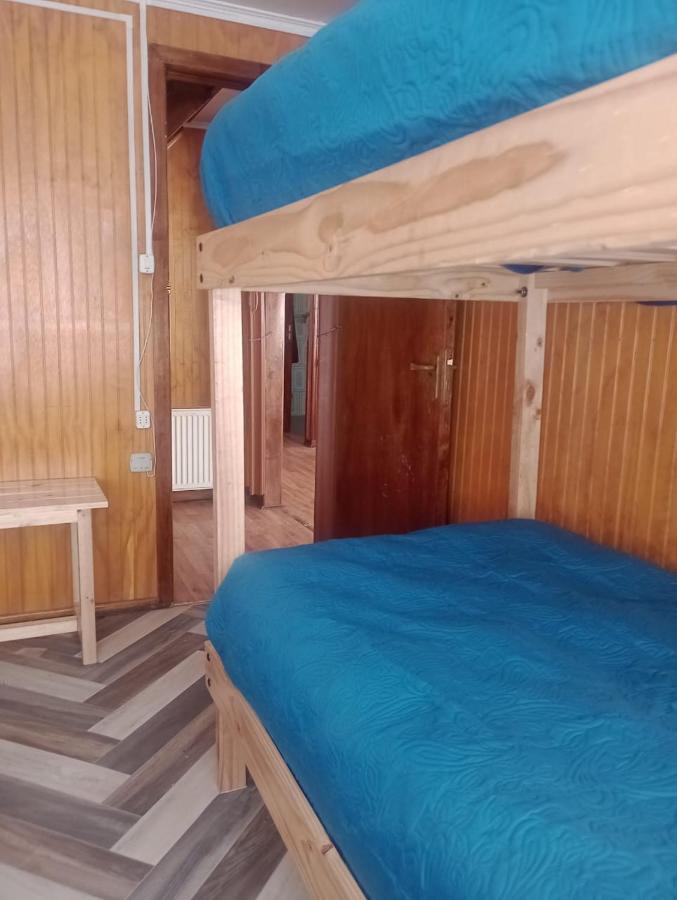 Isla Yu Backpacker Vandrarhem Puerto Natales Exteriör bild